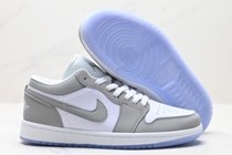 Women Jordan 1 Low 043